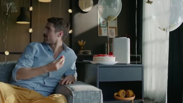 Белый Фёдр озвучивает Яндекс Станцию смотреть онлайн