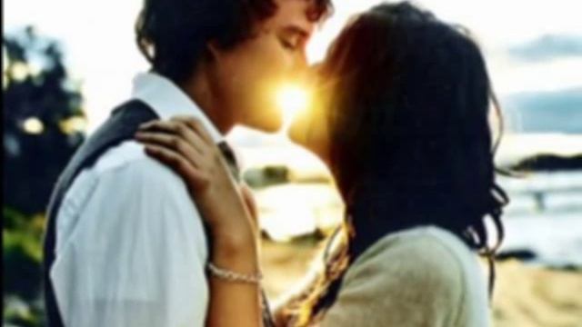 Голубые гитары. "Первый поцелуй" смотреть онлайн