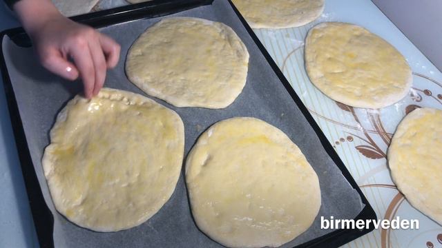 BU HAMURDAN YUMUŞACIK TEK KİŞİLİK RAMAZAN PİDELERİ ÇIKIYOR ✅ RAMAZAN PİDESİ NASIL YAPILIR?