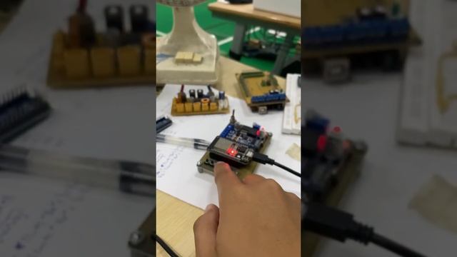 ESP32 Publish to Broker HiveMQ - PCB Modbus RTU RS485 with ESP32 смотреть онлайн