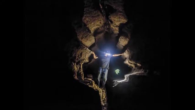 1.) Paleolithic and Prehistoric Flutes (History of the Flute Series) смотреть онлайн