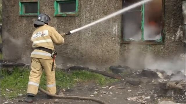 Жилой 2-этажный дом сгорел в Петропавловске-Камчатском