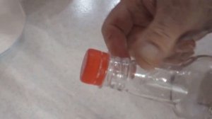 Несколько способов применения горлышек, от пластиковых бутылок
