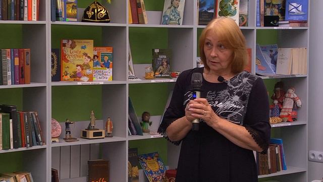 В КАДРЕ: амурская поэтесса и прозаик Нина Дьякова смотреть онлайн