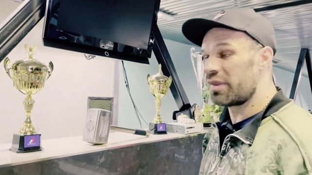 THE REAL REASON Cyplenkov Isn't REPLYING To Devon Larratt.. смотреть онлайн