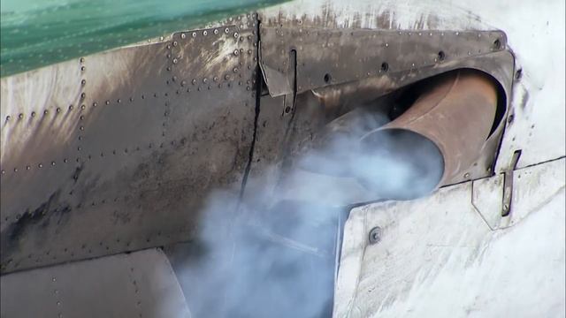 Water Bombers Won't Withstand Winter Trans-Atlantic Flight | Ice Pilots NWT | Wonder смотреть онлайн