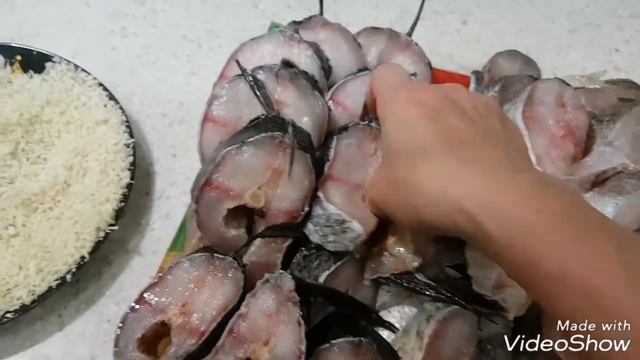 Рыба жареная в сухарях смотреть онлайн