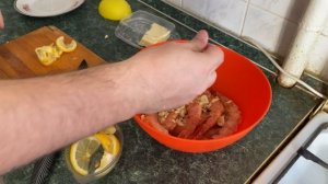 Лангустины жаренные, вкусный и очень простой рецепт с лимоном и чесноком!
