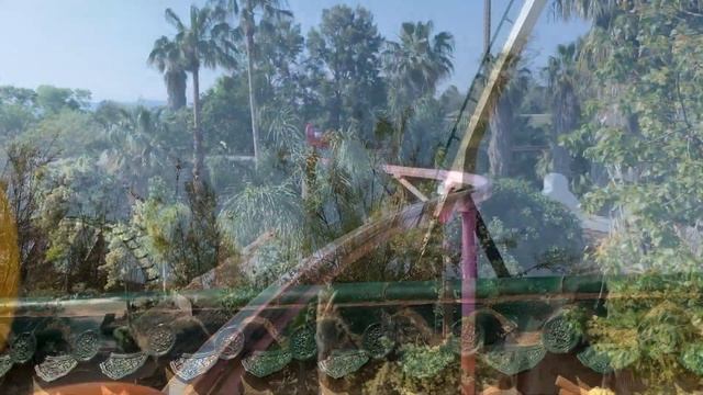 PortAventura World, Spain | Theme Parks in 5 Minutes смотреть онлайн