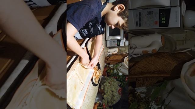 торт Наполеон из готового слоёного теста смотреть онлайн