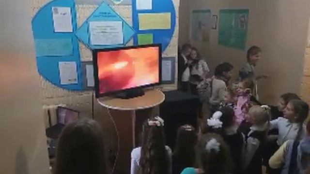 День гідності та свободи у ЗСШ №7 2015 смотреть онлайн