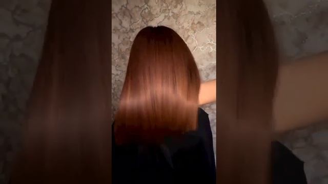 здоровые, ухоженные волосы. А кератин бридал блеск и выраженность очень красивого цвета.