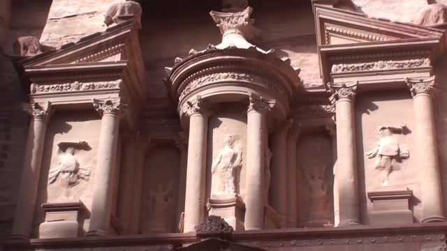 The Treasury (Al Khazneh) at Petra - Jordan смотреть онлайн