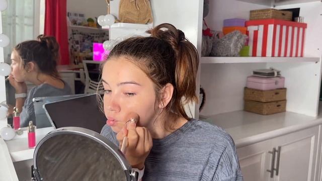 CHATGPT КОНТРОЛИРУЕТ МОЙ МАКИЯЖ || AI controls my makeup ? смотреть онлайн