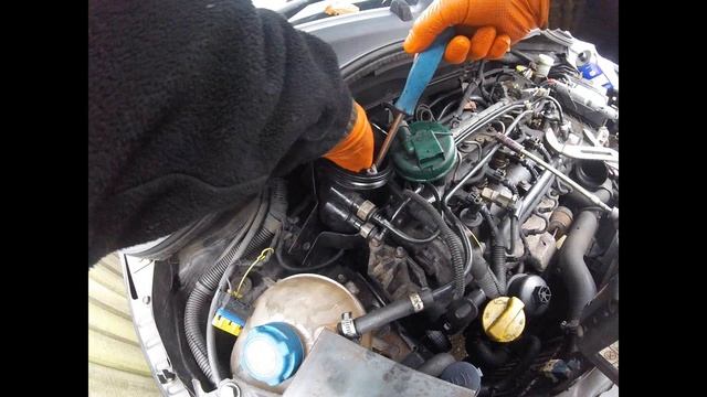 How To Change A FIAT Fuel Filter