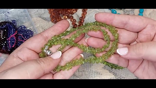 Ювелирные бусы , кулоны и наборы к ним. 7.11.20г. смотреть онлайн