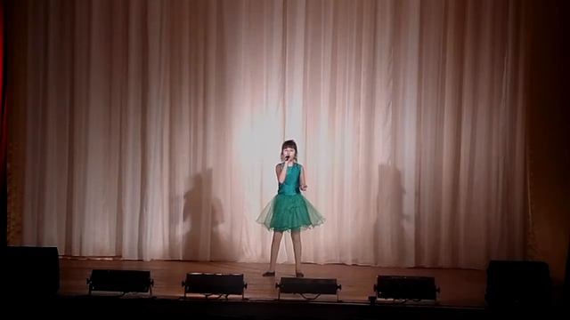 Екатерина Исаева - А мне бы петь и танцевать смотреть онлайн