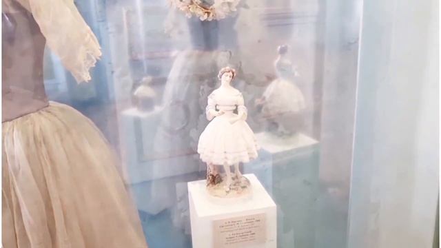 Ушла в БАЛЕТ в 47 лет/СЕРВИЗ за 600 тысяч/Балет в фарфоре смотреть онлайн