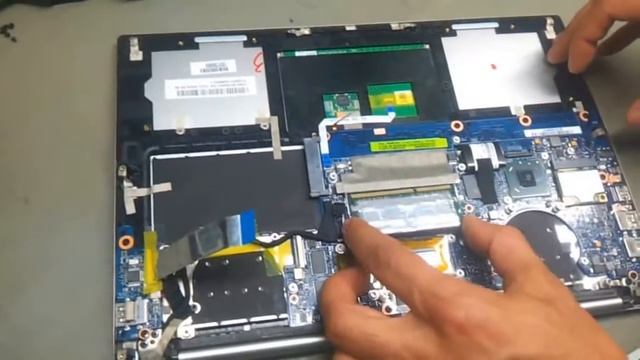 ASUS ZENBOOK UX32Vd Разборка