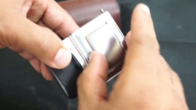 Vintage Ihagee Exakta Penta Prism Waist level finder Exakta SLR cameras смотреть онлайн