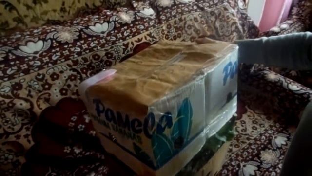 КАК МЫ УПАКОВЫВАЕМ ЦВЕТЫ. НАША ГЕРБЕРА, КАЛАНДИВА И БАНАНЫ. смотреть онлайн