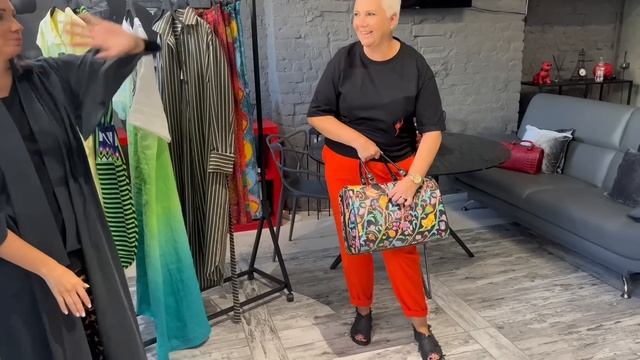 Ура! Снова Приглашаем на вечеринку "Некуда надеть" в ДМ28 Как одеваются россиянки смотреть онлайн