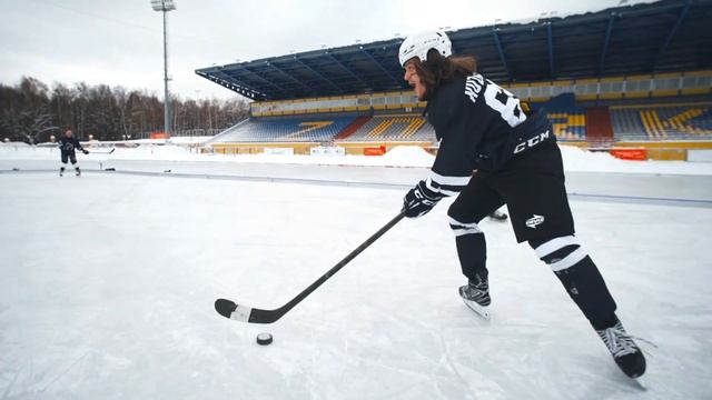 ХОККЕЙ НА ОТКРЫТОМ ВОЗДУХЕ! NAEBSKI TEAM сыграет на турнире POND HOCKEY смотреть онлайн