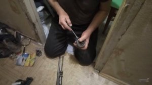 Установка полотенцесушителя с монтажом ППР стояка с байпасом. Видеоурок Пламбер