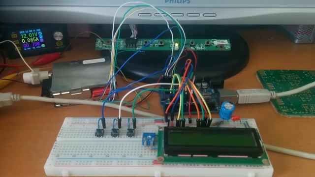 Simple AVR controlled FM Radio Receiver смотреть онлайн