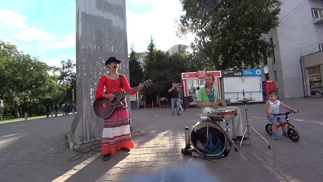 DSCF6851 Первомайский сквер. Изылы Собачко. 15.07.17. смотреть онлайн