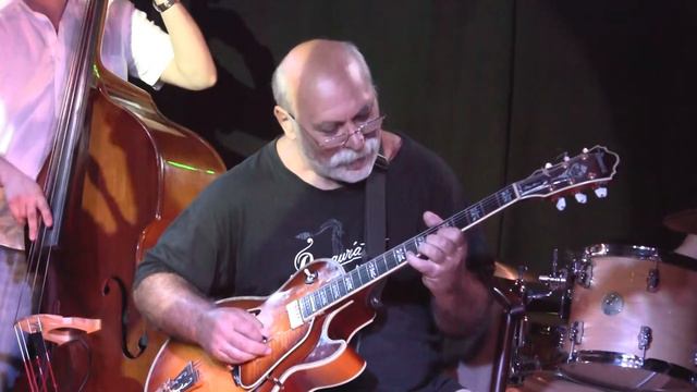Minha Saudade (J.Gilberto, J.Donato) смотреть онлайн