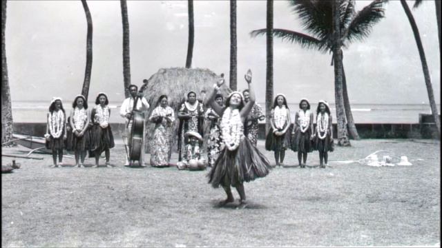 Loulou Gasté et les soeurs Etienne " avec son ukulele " 1943 смотреть онлайн
