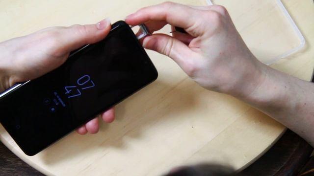 КАК ПОСТАВИТЬ СИМ КАРТУ В ТЕЛЕФОН Samsung Galaxy S9 ▣- Компьютерщик смотреть онлайн