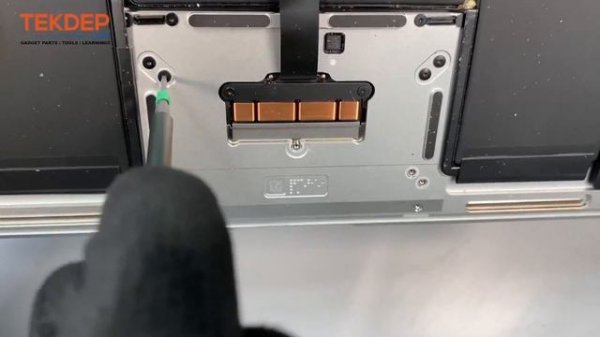 2018 - 2019 MacBook Air Disassembly | Tear-down Guide A1932, A2179
