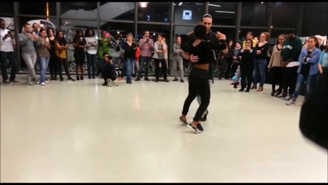 Demo "Urbankiz Tango" à VDM (Cergy) - Kizomba @influence Tango #8 смотреть онлайн