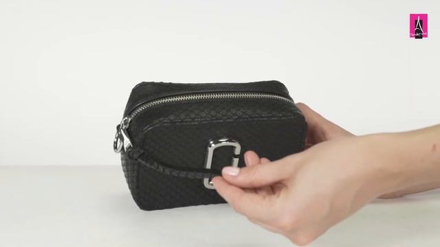 Видеообзор I Женская сумка мессенджер MARC JACOBS The Softshot 17 Embossed Python 2646138 смотреть онлайн