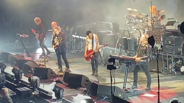 The Cure Vancouver 2023 10:15 Saturday Night Killing an Arab смотреть онлайн