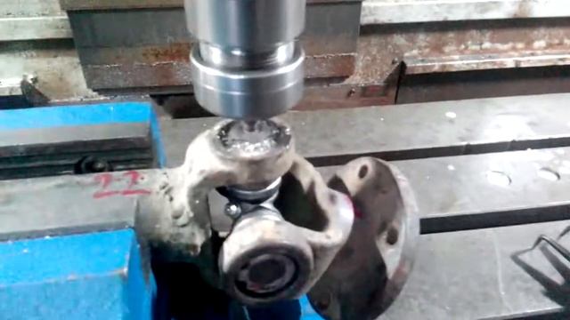 Как нарезаются стопорные кольца на карданных валах смотреть онлайн