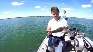 Рыбалка на Весёловском водохранилище ( ПОБЕДА над ВВ. Бешеный судак, окунь, щука ЧАСТЬ ВТОРАЯ !!! )