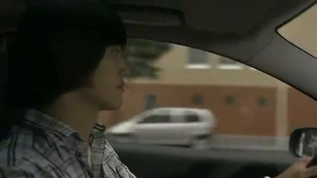 Volvo C30    Design, Premium Sound, Fuel Efficiency   Four Generous Seats