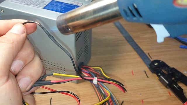 ПЕРЕДЕЛАЛ СТАРЫЙ БЛОК ПИТАНИЯ | SATA на MOLEX | DiBaX смотреть онлайн