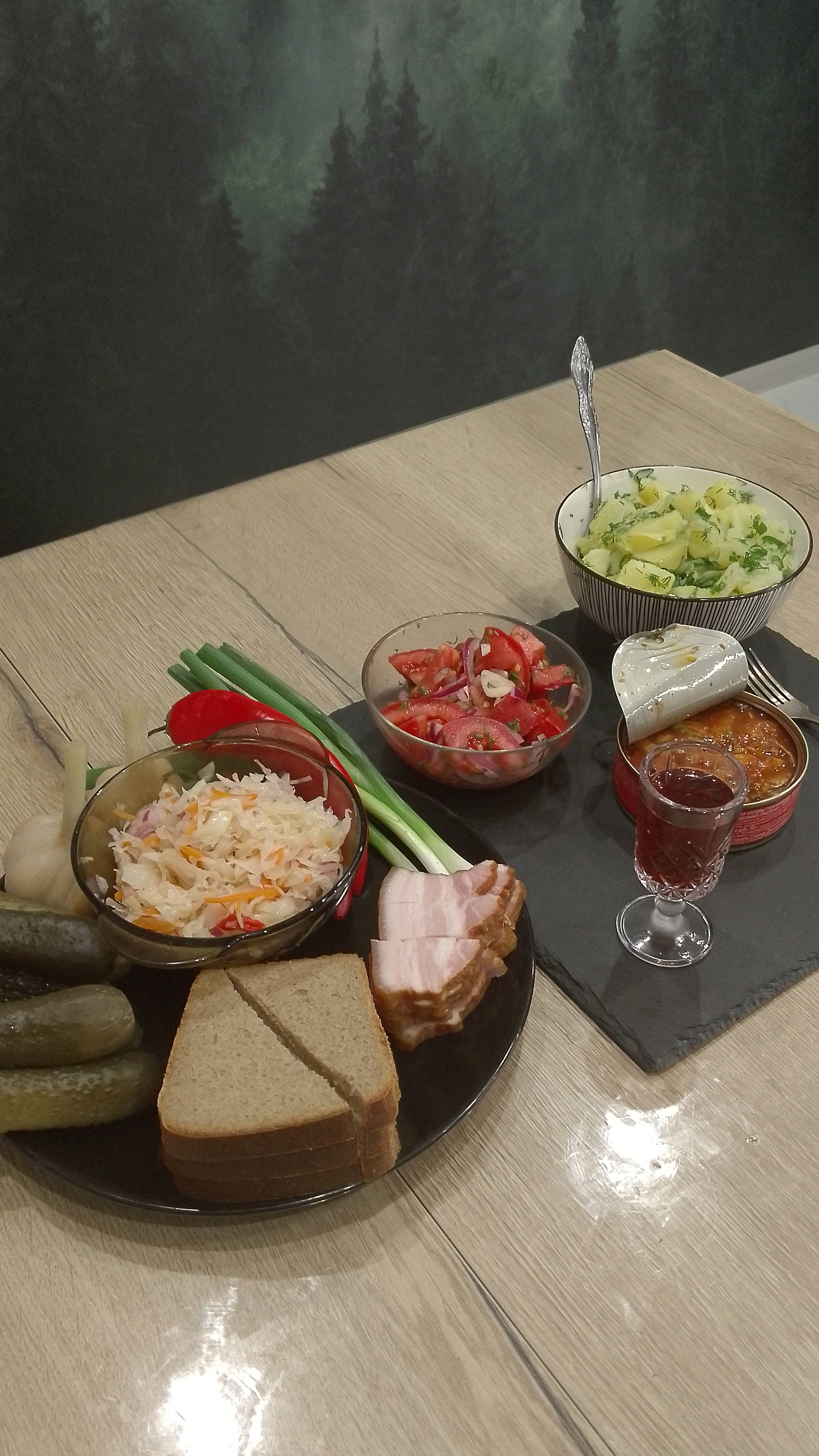 КИЛЬКА В ТОМАТЕ 82