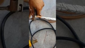 Пайка медных трубок кондиционера.