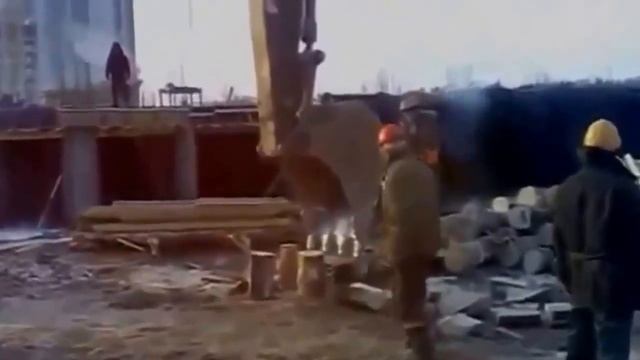 Вот так в России колят дрова смотреть онлайн