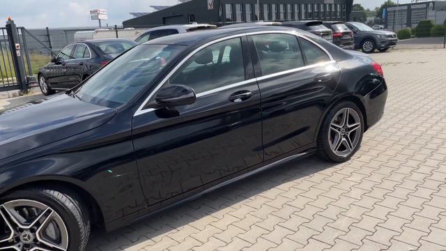 Mercedes-Benz C 180 d 2 x AMG Line смотреть онлайн