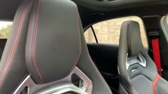 2016 (66) MERCEDES BENZ A45 AMG 4MATIC 2.0 AUTO FINISHED IN CIRRUS WHITE GLOSS WITH AMG AERO PACK смотреть онлайн