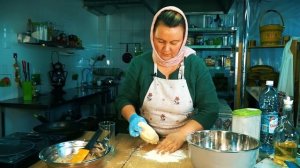 Постные чебуреки с кальмаром, хрустящие и сочные.