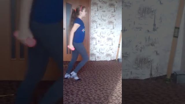 Лёгкий упражнения с гантелями смотреть онлайн