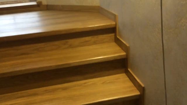 Деревянная лестница из ясеня на металлокаркасе смотреть онлайн