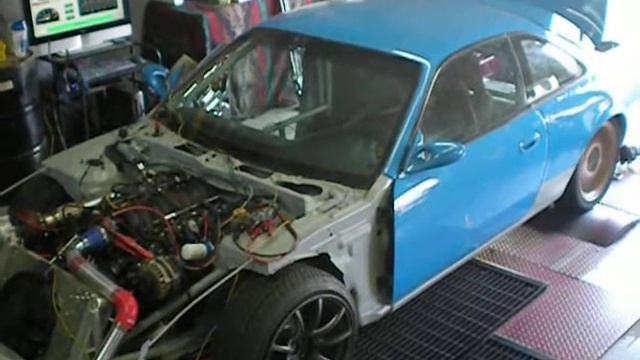 Tuning in Progress... смотреть онлайн